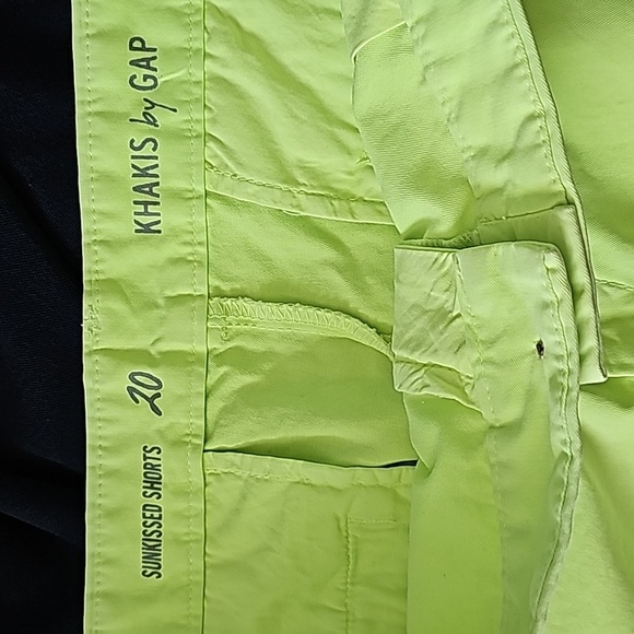Gap Festival Rave neon yellow or green khaki shorts NWT size 20 - Picture 7 of 8